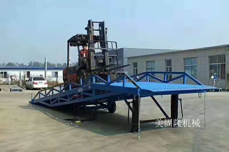 宁德移动式登车桥价格
