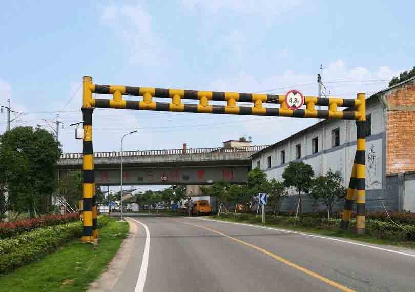 宁德铁路限高架